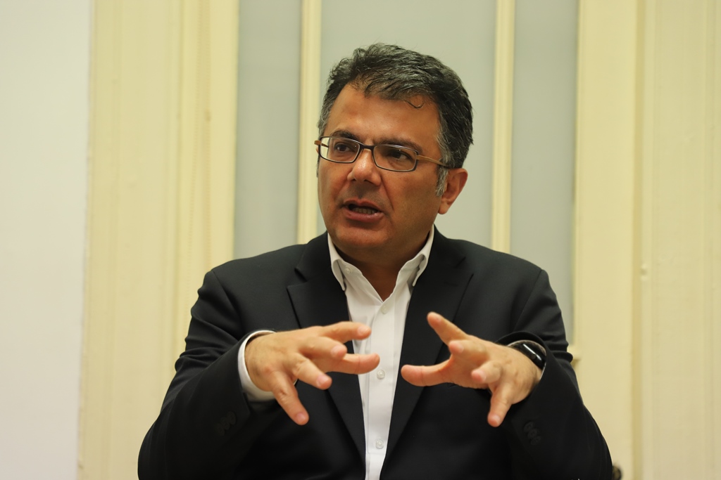 Akansoy: Umutsuz Olmamız Gerekmez, Bu Ülkeyi Yönetebiliriz!