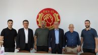 Özuslu: Dev-İş, Emek Mücadelesinin Önemli Bir Parçasıdır