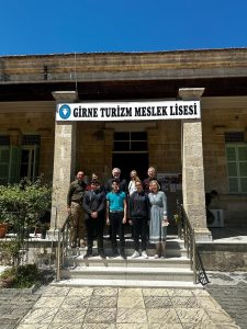 Evkaf Eğitim Kurumlarının Yanında