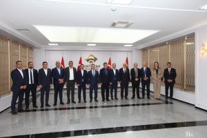 Başbakan Ünal Üstel ve Beraberindeki Heyet Adıyaman Valiliğini Ziyaret Etti