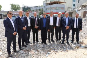 Başbakan Ünal Üstel ve Beraberindeki Heyet Adıyaman İsias Otel Enkazında İncelemerde Bulundu