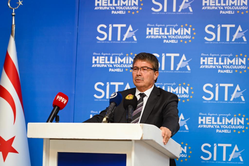 Başbakan Ünal Üstel, “Dünü, Bugünü, Yarınıyla Hellimin Avrupa’ya Yolculuğu” İsimli Panele Katıldı