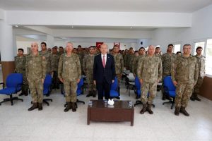 Cumhurbaşkanı Tatar, mücahitlerle bir araya geldi