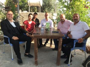 Lesinger  Haspolat’da  Halkla Buluştu