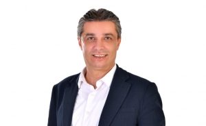 “Halkımız Emin Olsun ki, O Aday Benim!”