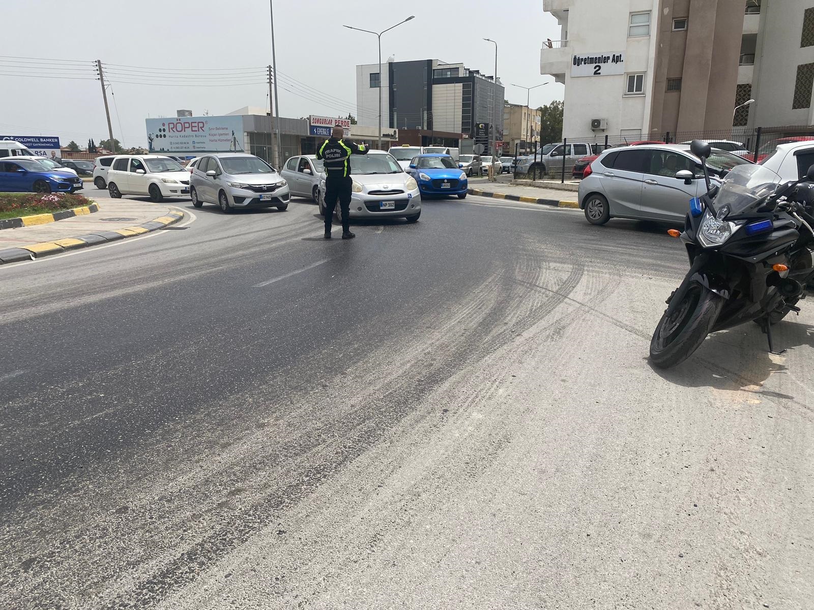 Hastane çemberi yeniden trafik akışına açıldı