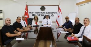 Berova, Kıbrıs Türk Toplu Taşımacılar Birliği Heyetini Kabul Etti