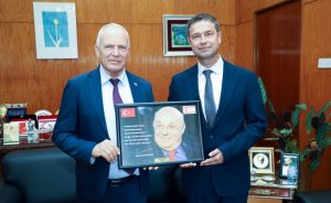 Töre, Abu Dabi Temsilciliği görevine atanan Umut Koldaş’ı kabul etti