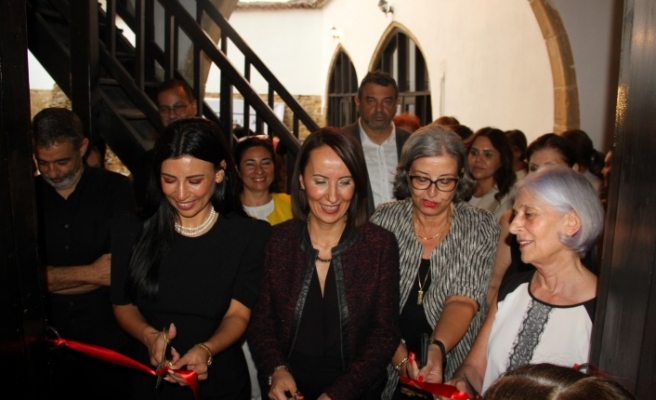 “Hayatımıza Değer Katan Kadınlarımız-41 Kadın 41 Hayat”” sergisi Saçaklı Ev’de açıldı