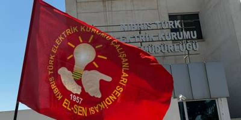 El-Sen’den terfi açıklaması: Kıb-Tek, Başbakan Üstel’in kurultay terfi listesini onayladı