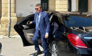 Başbakan Ünal Üstel, Başsavcı ile görüşerek gündemdeki konuları değerlendirdi