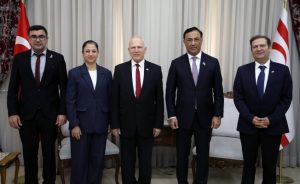 Töre: “Türk Milletinin Mensubu Olmaktan Şeref Duyarız”