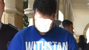 Ortaokul mezunu üniversiteye kayıt oldu, hiç derse girmedi