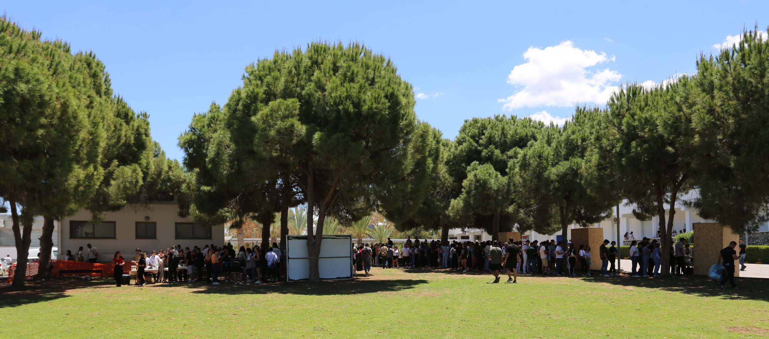 LAÜ’de “Geleneksel Yıl Sonu Barbekü Partisi” düzenlendi   