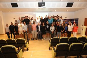 LAÜ’de “Günümüz Spor Yöneticisi Nasıl Olmalı?” konusu ele alındı