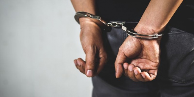 Bir üniversite daha skandal… 4 öğrenci adına sahte belge düzenlediler