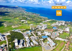 LAÜ akademik bir başarıya daha imza attı