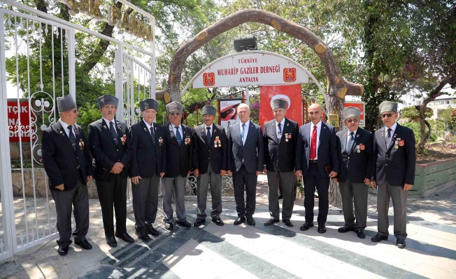 Meclis Başkanı Töre, Antalya’da temaslarda bulundu