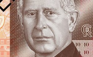 İngiltere’de Kral Charles’ın portresinin bulunduğu banknotlar dolaşıma girdi