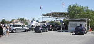 Metehan Geçiş Kapısı’nda KKTC’den alındığı iddia edilen gümrüksüz sigara ele geçirildi