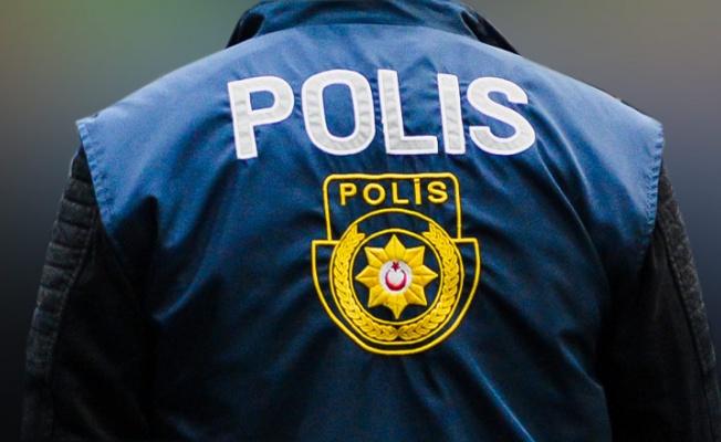 Paralarını eksik veren iş yeri işletmecisini dövüp, telefonlarını çaldılar