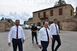 Ataoğlu, Mağusa bölgesinde bakanlığa bağlı daire ve kurumları ziyaret etti