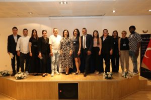 LAÜ’de “Kariyer Günü” düzenlendi