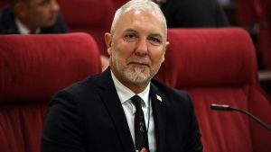 “Sizin amacınız halkın iradesini yok mu saymak?”