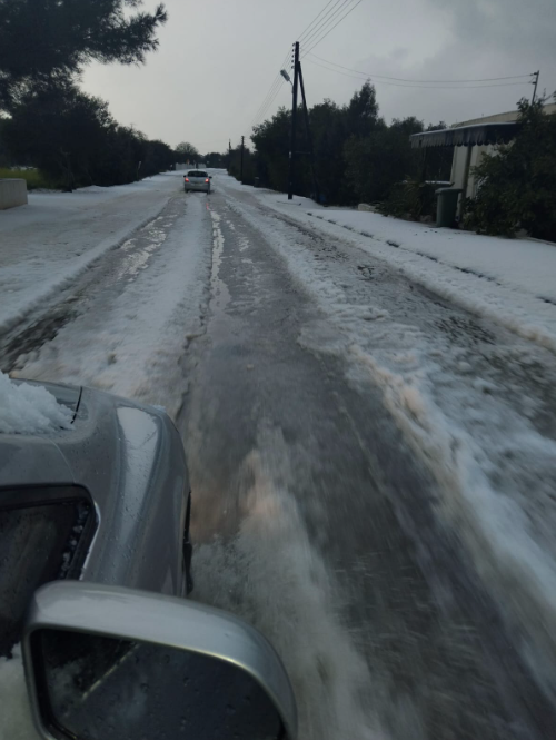 Mersinlik-Kaplıca, Yeşilköy-Yeni Erenköy ve Girne-Alsancak yolunda buzlanma