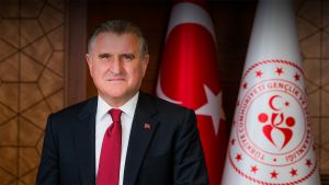 Türkiye Gençlik ve Spor Bakanı Osman Aşkın Bak, KKTC’den ayrıldı