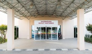 KAMUSEN ve Kamu-İş, Gazimağusa Devlet Hastanesi’ne bağlı poliklinik ve laboratuvarlarda grev başlattı