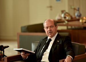 “Silahtar’dan Metehan’a KKTC Cumhurbaşkanlığı Yeni Yerleşkesi” kitabının tanıtımı yapıldı