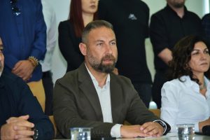 Sendikalar, Disiplin Tüzüğü’ne karşı cuma günü tam gün uyarı grevine gidecek…