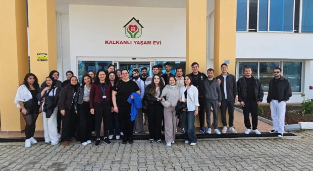 LAÜ Sağlık Hizmetleri Meslek Yüksekokulu’ndan “Kalkanlı Yaşam Evi”ne Anlamlı Ziyaret