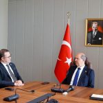 Cumhurbaşkanı Tatar, Kıbrıs Türk Ticaret Odası Başkanı Deniz ve heyetini kabul etti