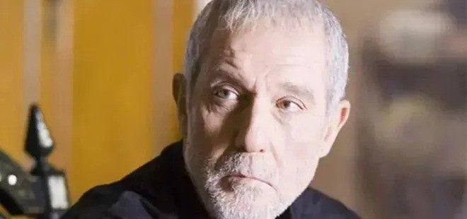 Sanatçı İlhan Şeşen hayatını kaybetti