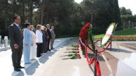 Bakan Gardiyanoğlu, Azerbaycan ve Türk şehitliklerini ziyaret etti