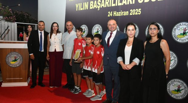 Kıbrıs Türk Spor Yazarları Derneği “Yılın Başarılıları” ödülleri verildi