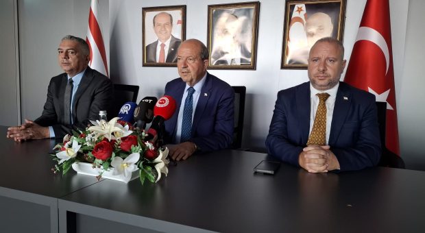 Cumhurbaşkanı Tatar yurda döndü