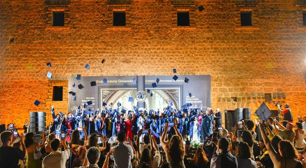 DAÜ 2024–2025 Bahar Dönemi Lisansüstü Mezuniyet töreni yapıldı
