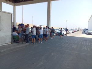 Gümrük Çalışanları Sendikası, Girne Turizm Limanı’nda iki saatlik uyarı grevi yaptı