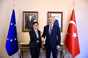 Fidan, AB Komiseri Kos ile görüşmesinde Cenevre ve New York’taki Kıbrıs toplantılarını da ele aldı