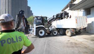 Lefkoşa Türk Belediyesi sanayi bölgesinde temizlik başlattı