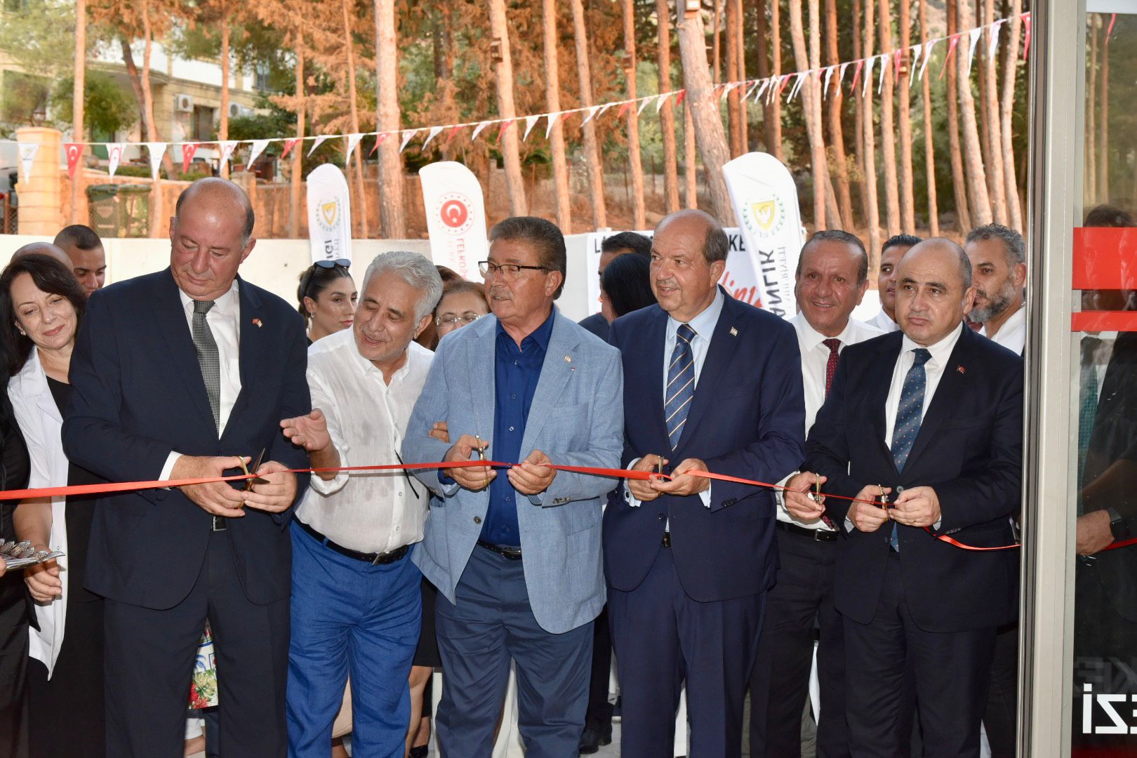 Yenilenen Lapta Sağlık Merkezi törenle açıldı