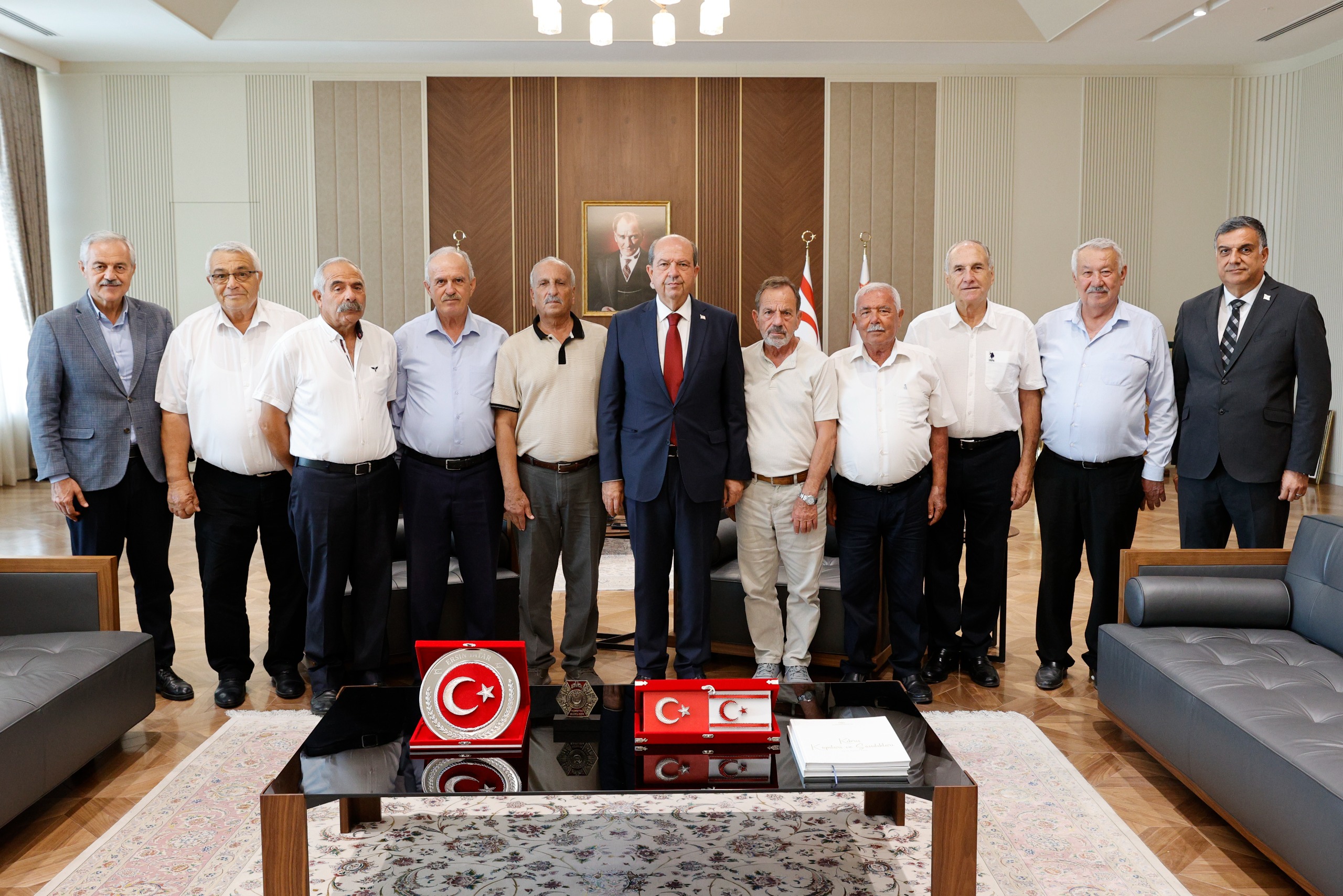 Tatar, Belediye Başkanları Derneği yönetimini kabul etti