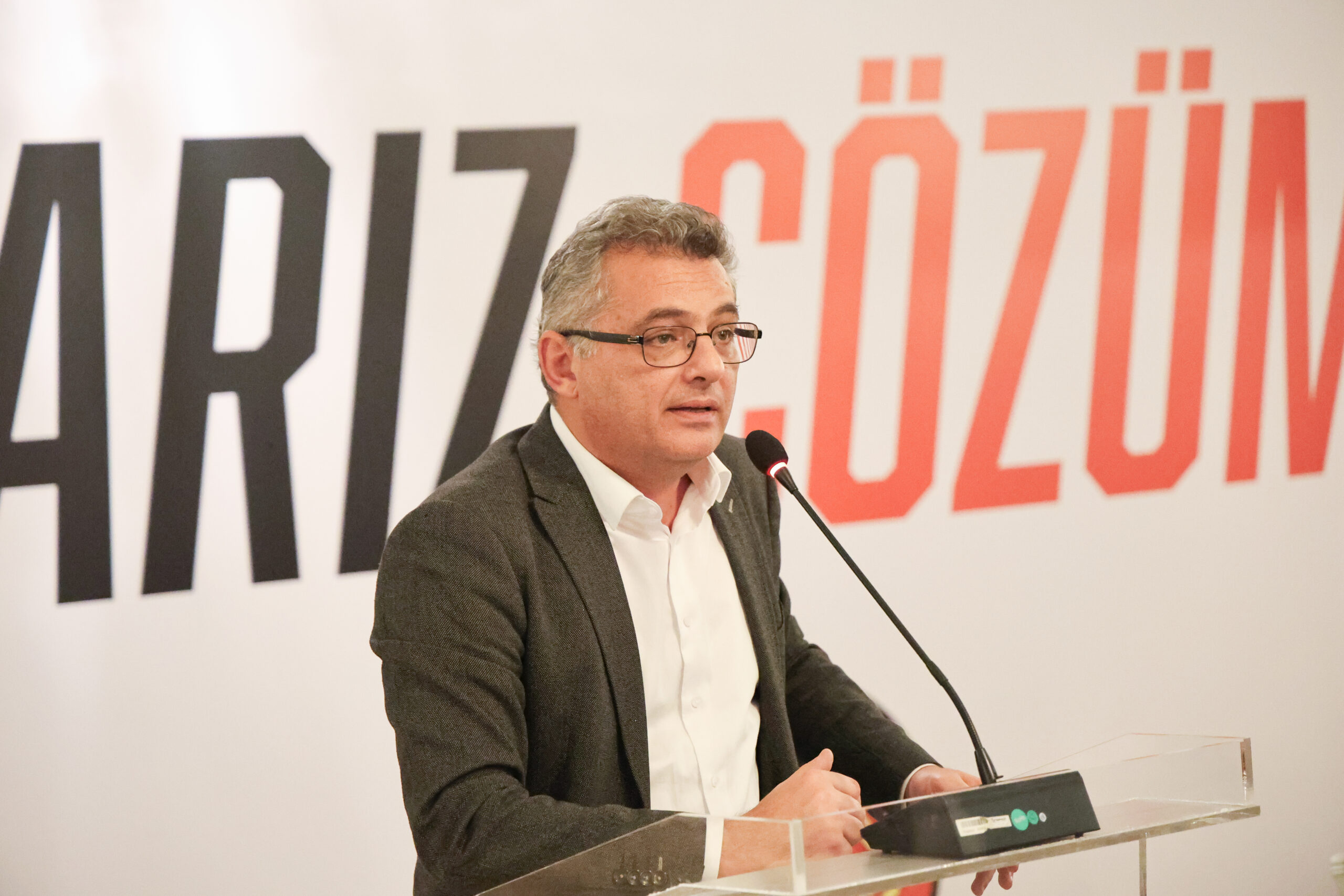  “Bu seçim, umudu diriltme seçimidir, sorunların çözümü vardır”