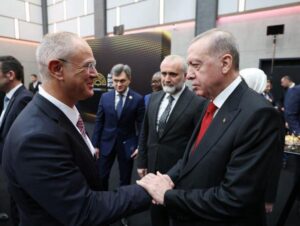 “Tüm dünyanın vicdanının sesi ve ülkedeki istikrarın teminatı”