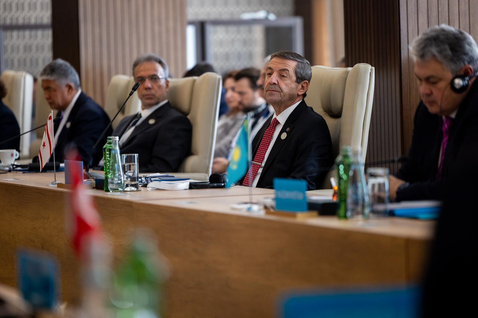 Dışişleri Bakanı Ertuğruloğlu, TDT Dışişleri Bakanları Konseyi Toplantısı’na katıldı