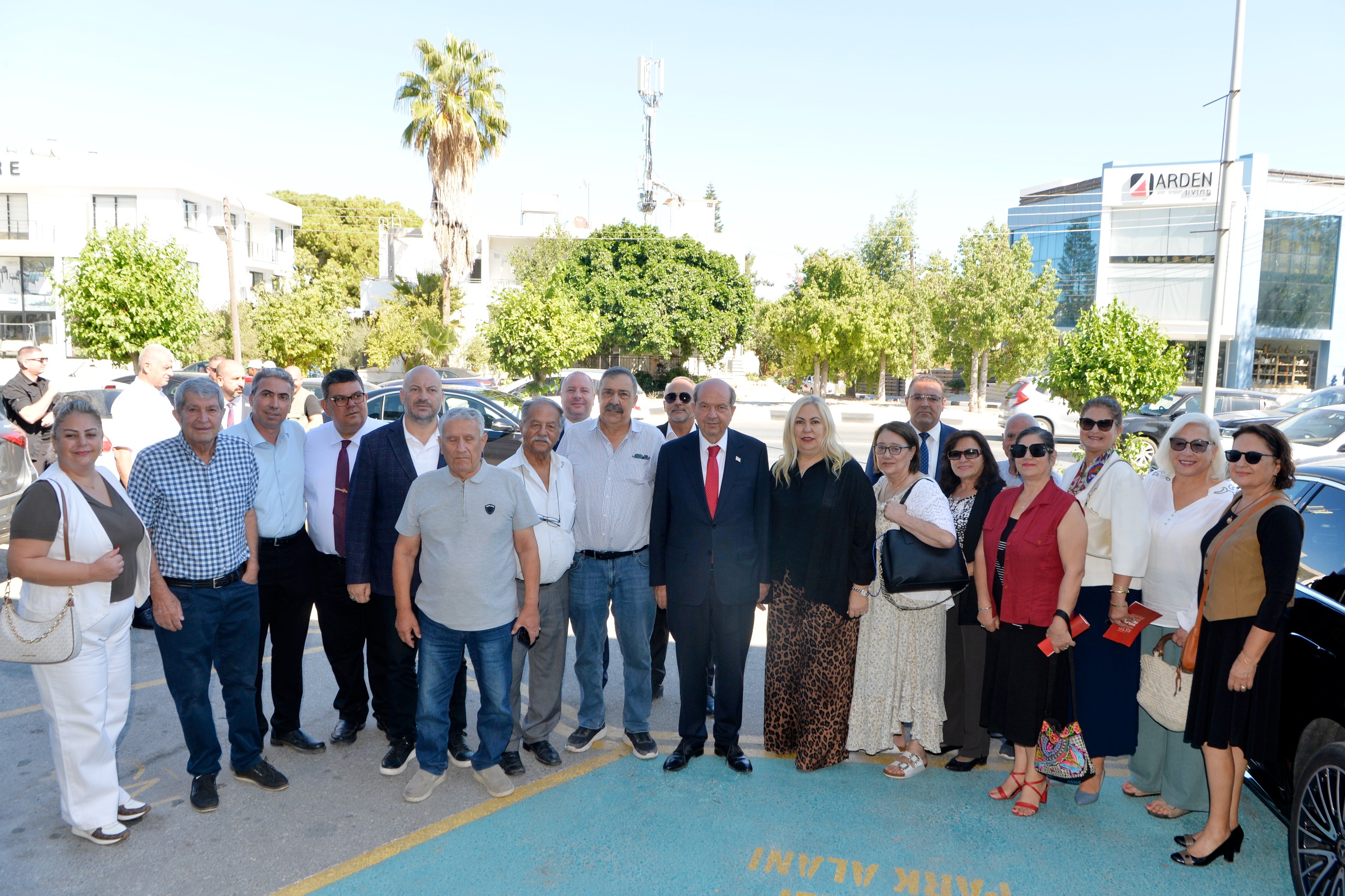 “Kıbrıs Türkü’nün gelişmesini değil, diz çöküp dayatılan çözümü kabul etmesini istiyorlar”