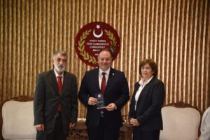 Meclis Başkanı Öztürkler Hamburg Türk Basın Birliği heyetini kabul etti